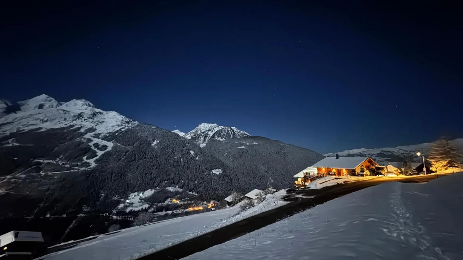 Chalet Evidence Montvalezan 0*,  Fransa